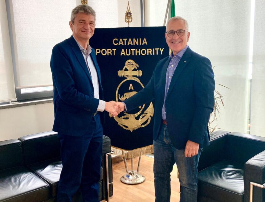 Firmato il Protocollo d’Intesa tra l’AdSP del Mare di Sicilia Orientale e la Lega Navale Italiana: Un Impegno per la Tutela e la Valorizzazione del Mare