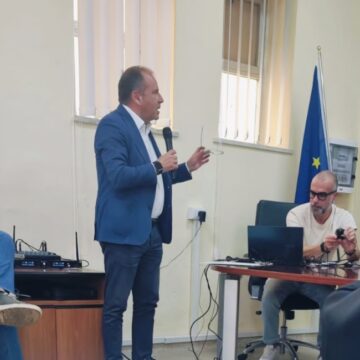 PESCA SICILIANA, OTTOBRE DI PROTESTA: IL 7 MARINERIE IN PIAZZA A PALERMO, L’8 CONFRONTO IN PREFETTURA A MESSINA. IL 22 CENTO PESCHERECCI PRONTI NELLO STRETTO