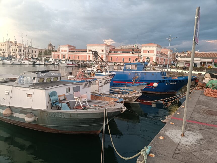 IMG20260925184643 CARO GASOLIO, LA PESCA CHIEDE LO STATO DI EMERGENZA: «IL GOVERNO CONVOCHI SUBITO GLI STATI GENERALI DELLA PESCA»